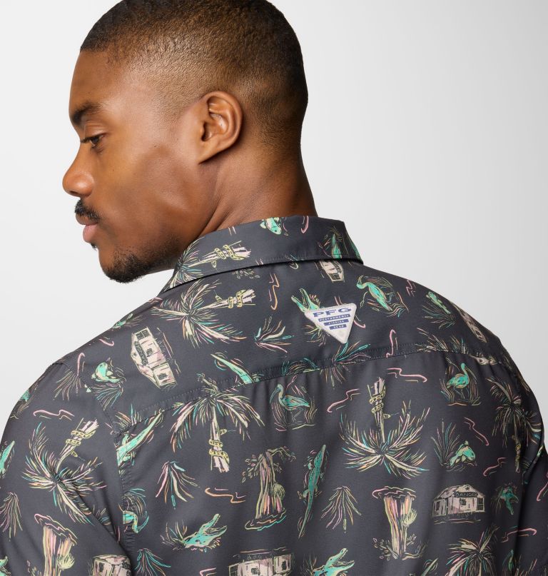 heren pfg uncharted bedrukt t-shirt met korte mouwen