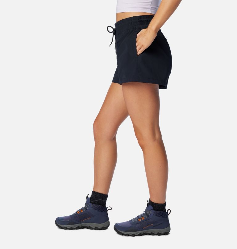 dames boundless trek active shorts